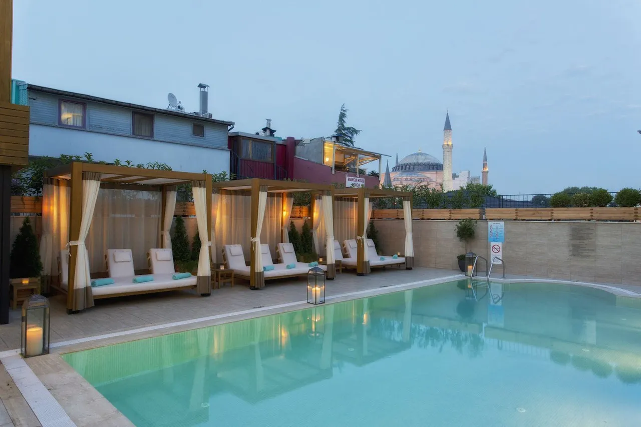 Sura Hagia Sophia Hotel — ภาพห้องพักและบรรยากาศ