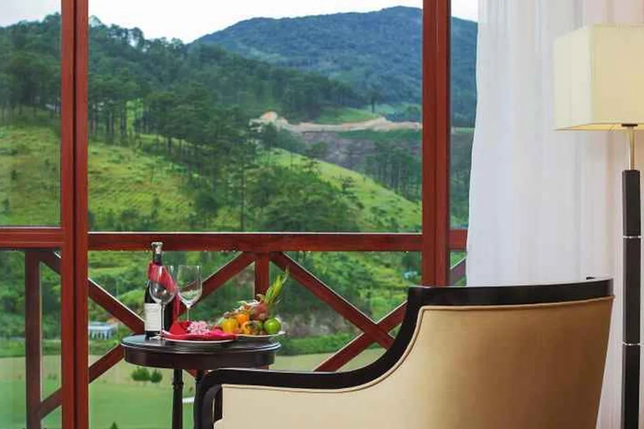 Swiss-Belresort Tuyen Lam Dalat — rooms and atmosphere