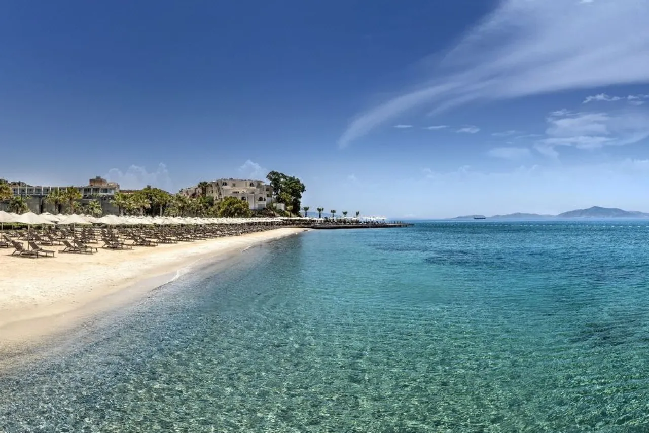 Swissotel Resort Bodrum Beach — rooms and atmosphere