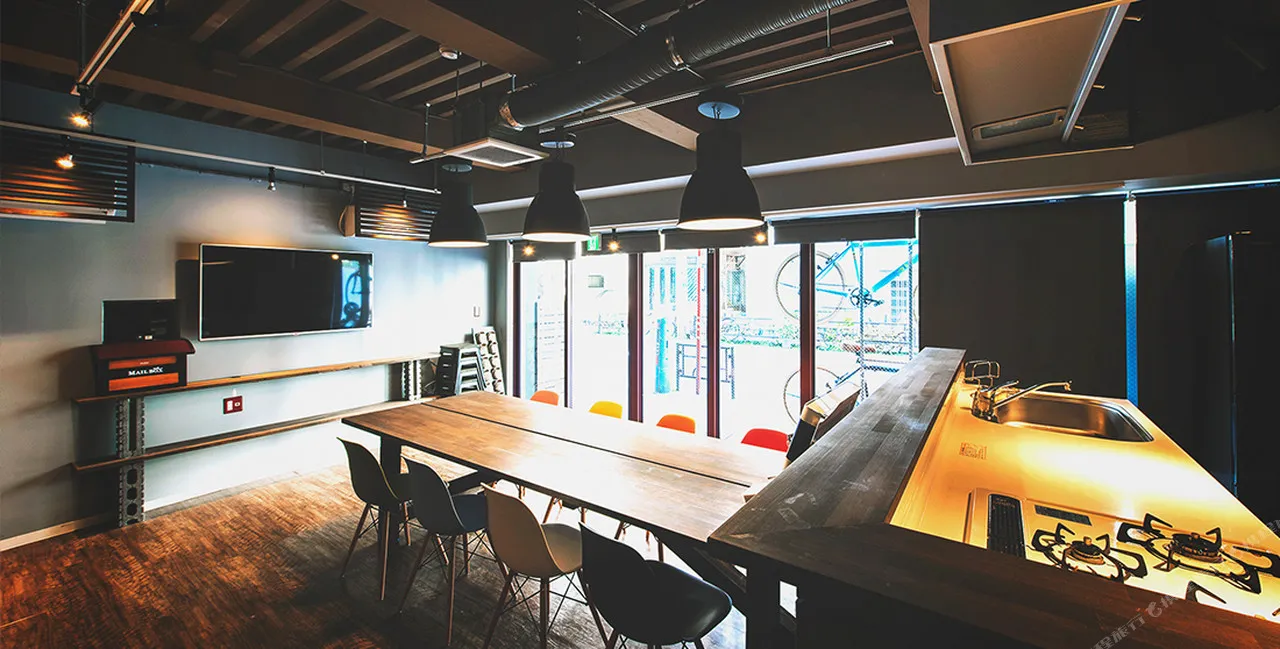 Tabist World Travelers Hostel UENO — rooms and atmosphere