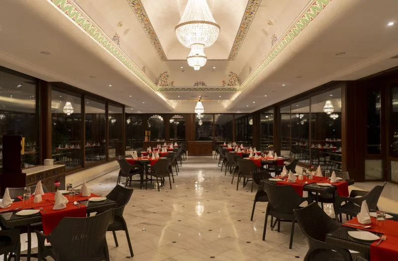 Taj Fateh Prakash Palace — อุดัยปุระ