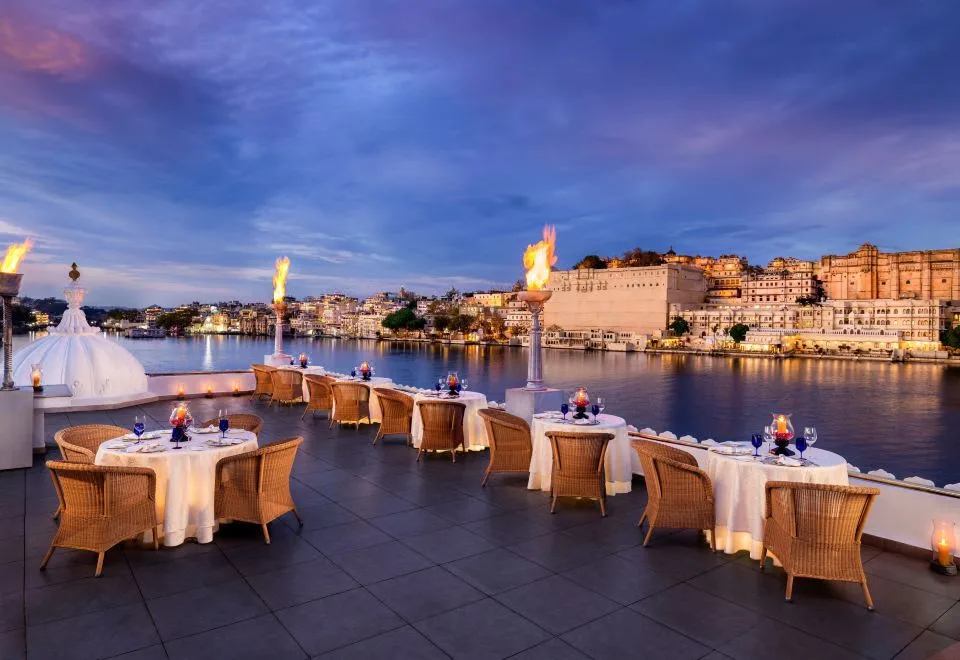 Taj Lake Palace — ภาพห้องพักและบรรยากาศ