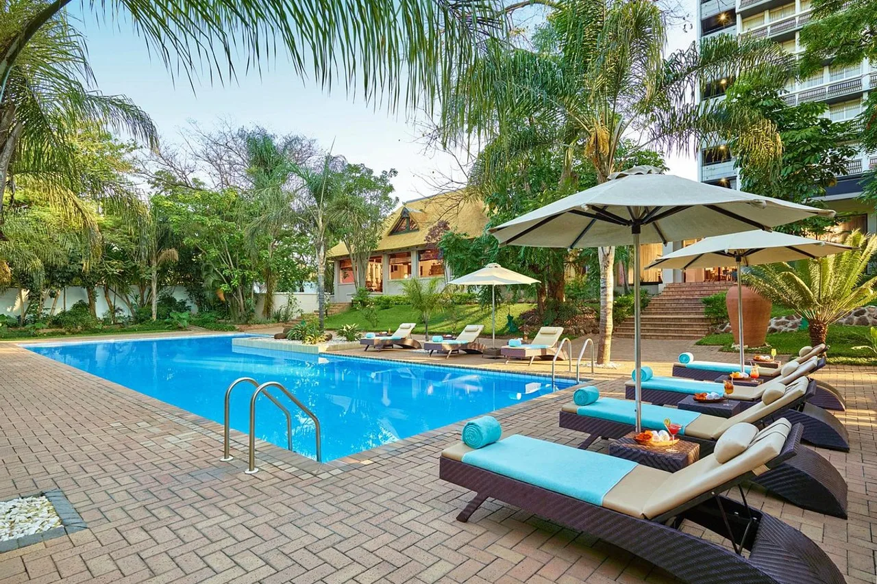Taj Pamodzi Lusaka — rooms and atmosphere