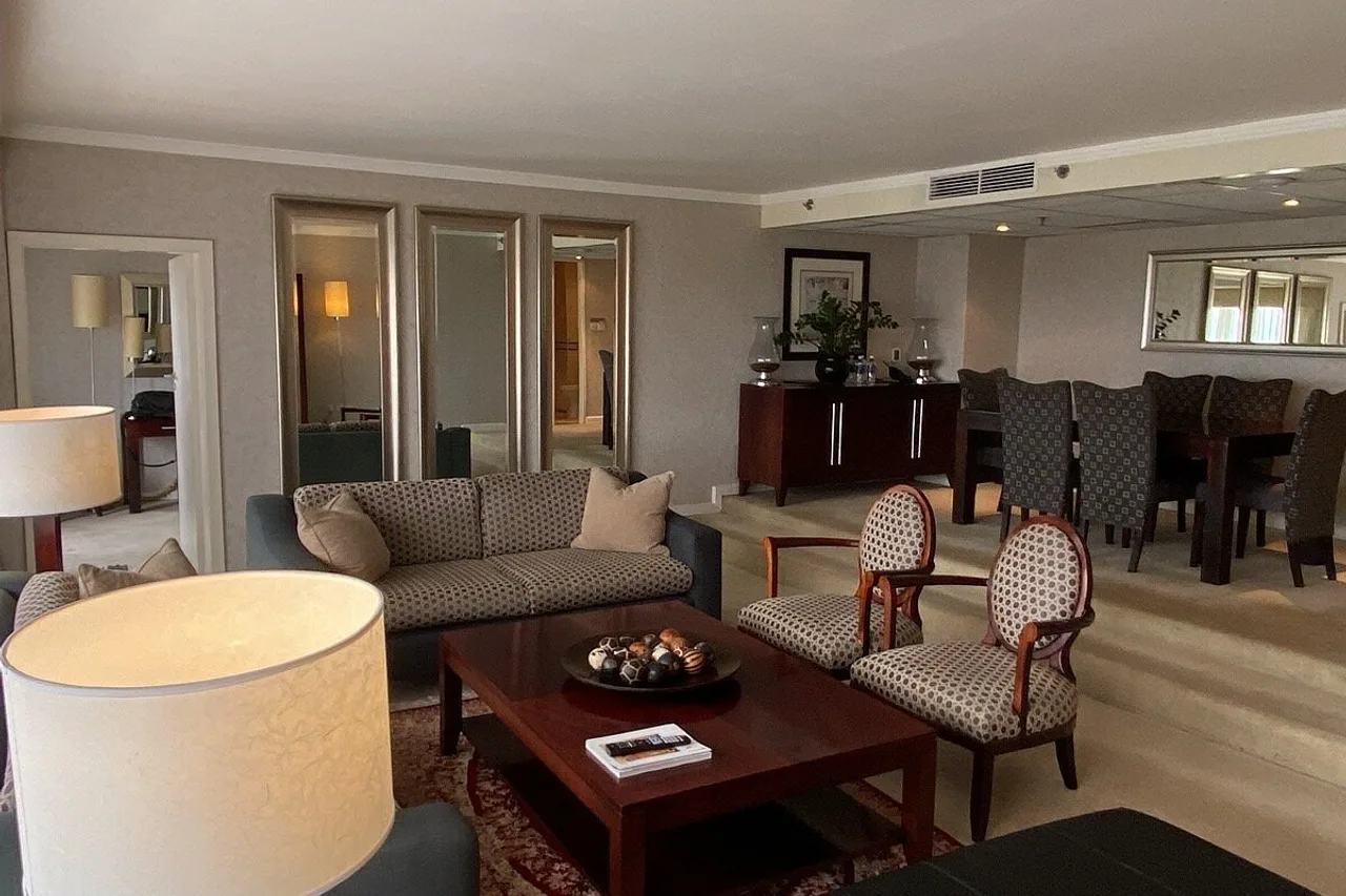 Taj Pamodzi Lusaka — rooms and atmosphere