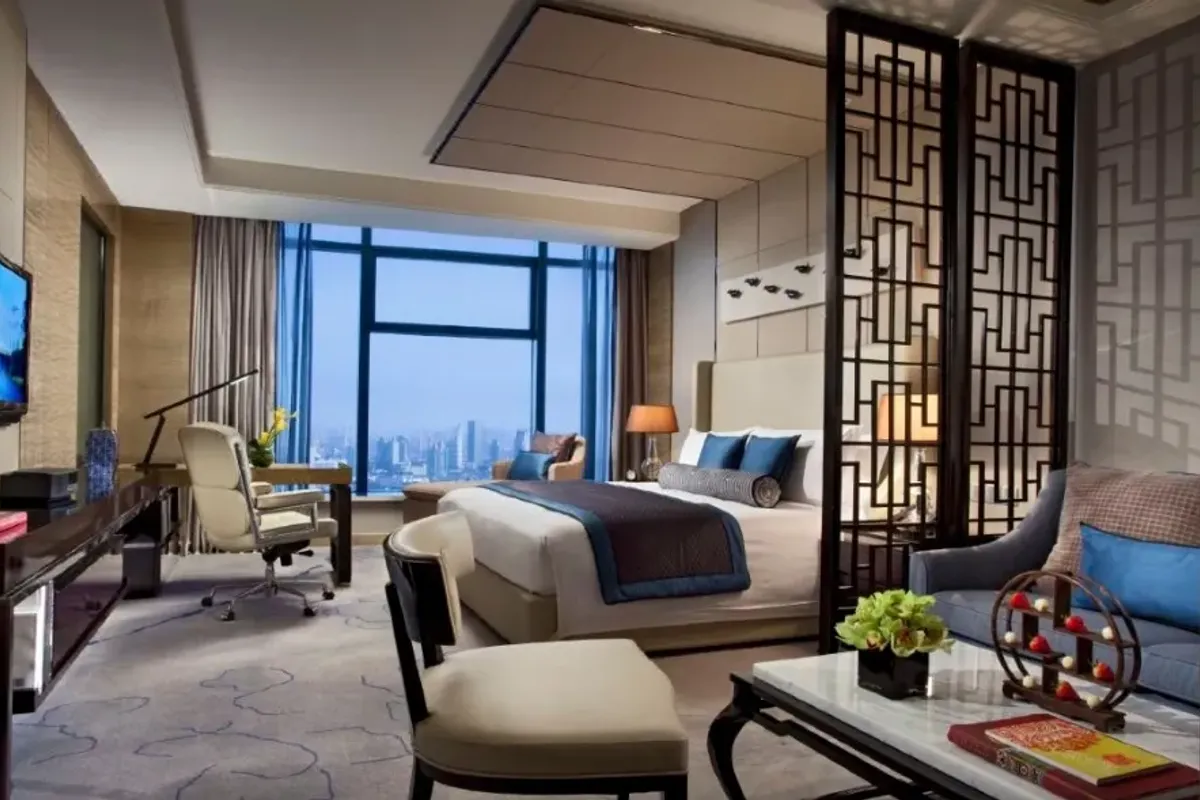 Tangla Hotel Tianjin — rooms and atmosphere
