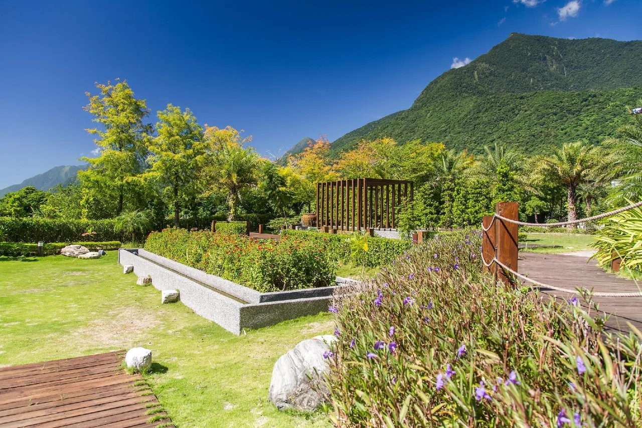 Taroko Liiko Hotels — rooms and atmosphere