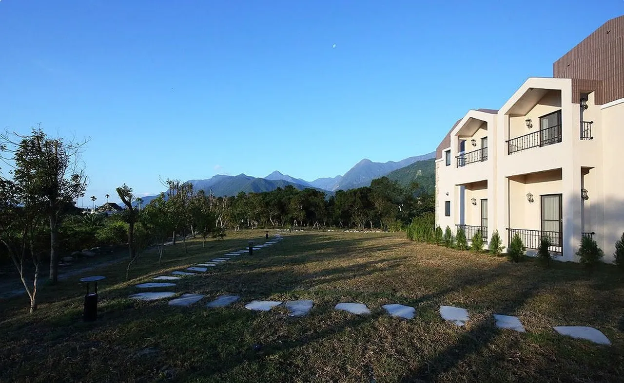 Taroko Mountain View B&B — rooms and atmosphere