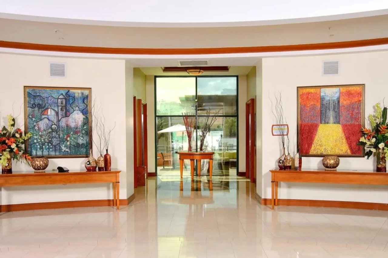 Tegucigalpa Marriott Hotel — rooms and atmosphere