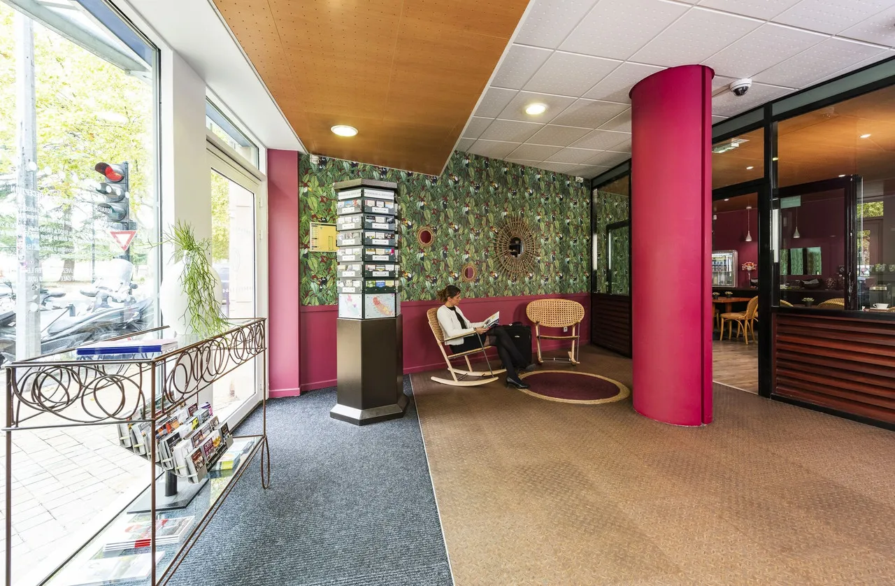 Teneo Apparthotel Bordeaux Gare Saint Jean — rooms and atmosphere