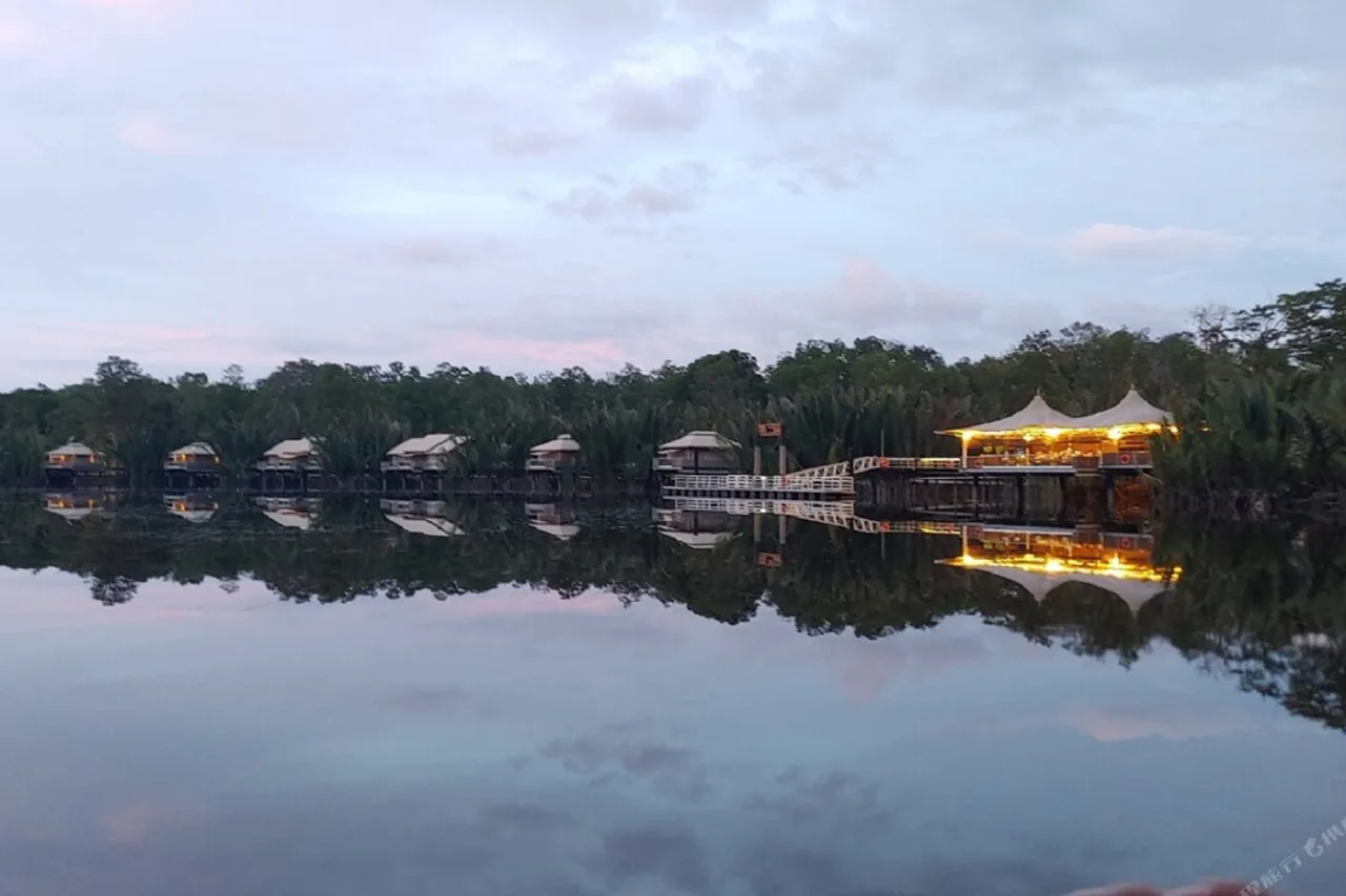 The Abode Resort & Spa — ภาพห้องพักและบรรยากาศ