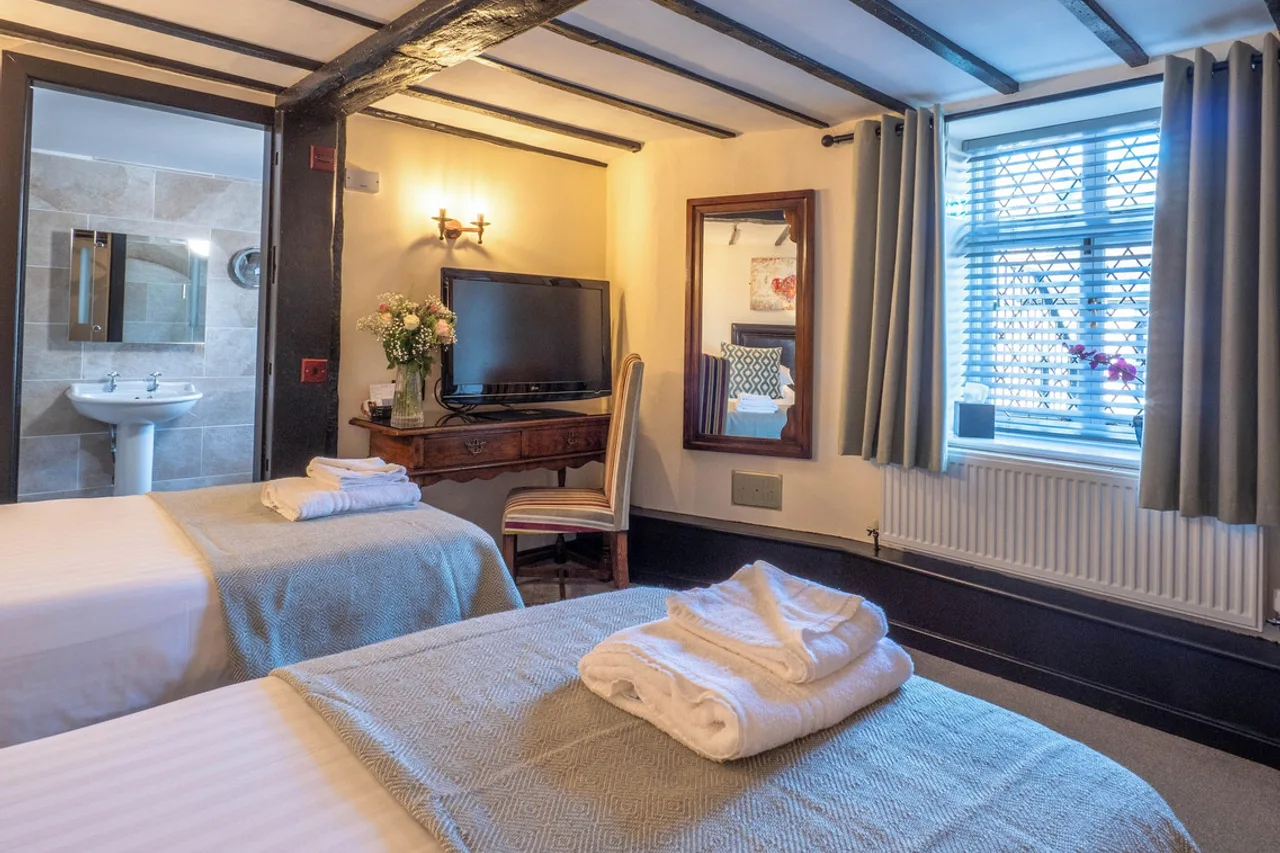 The Anglesey Hotel — rooms and atmosphere