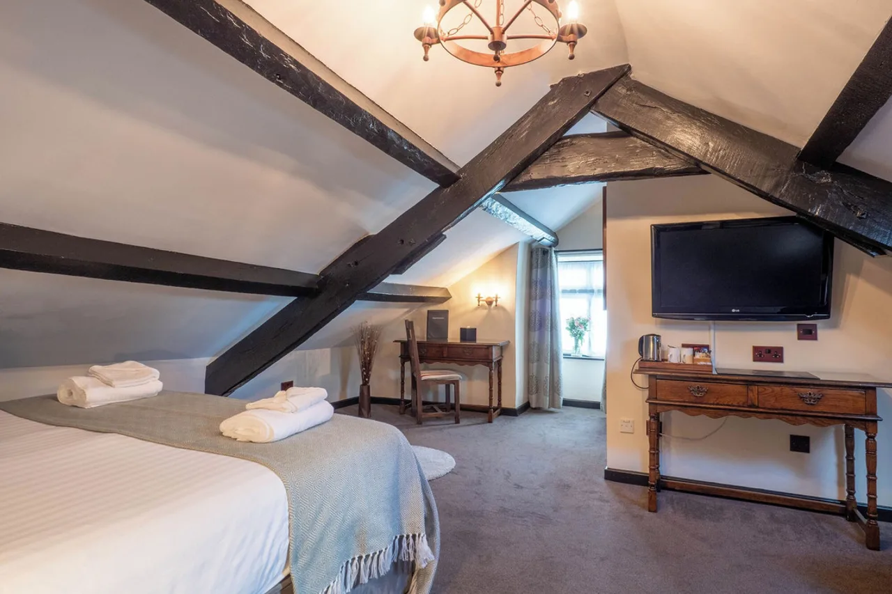 The Anglesey Hotel — rooms and atmosphere