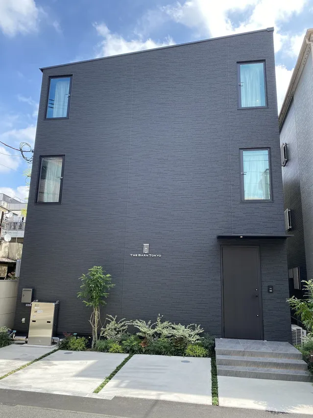 The Barn Tokyo — rooms and atmosphere