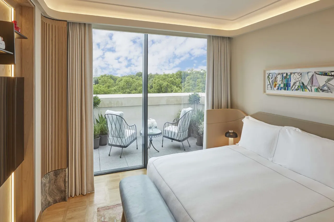 The Berkeley — rooms and atmosphere
