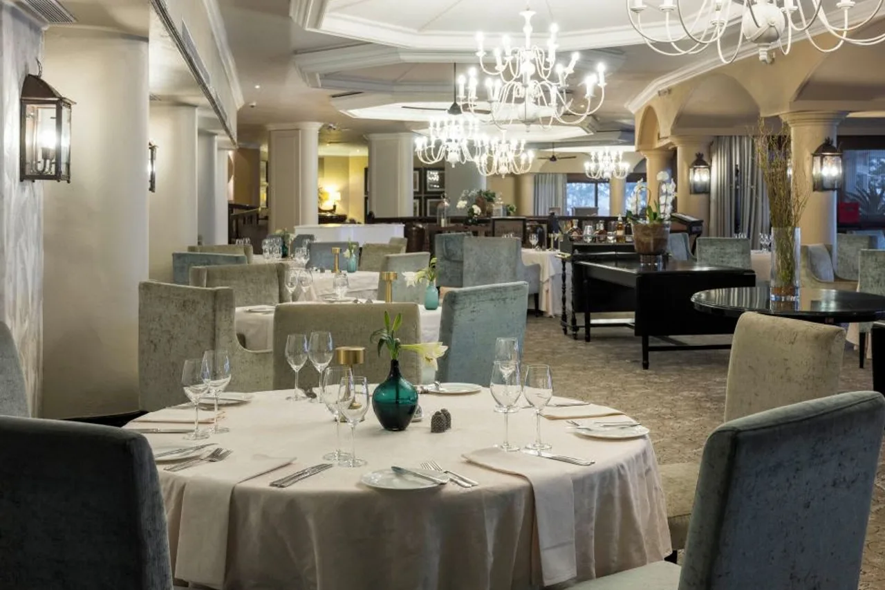 The Beverly Hills Hotel — ภาพห้องพักและบรรยากาศ