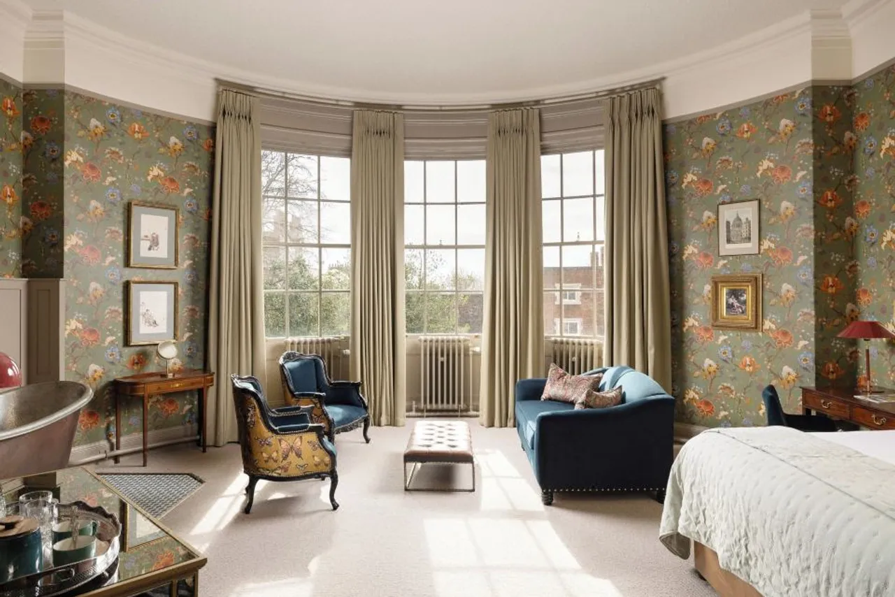 The Churchill Hotel — rooms and atmosphere