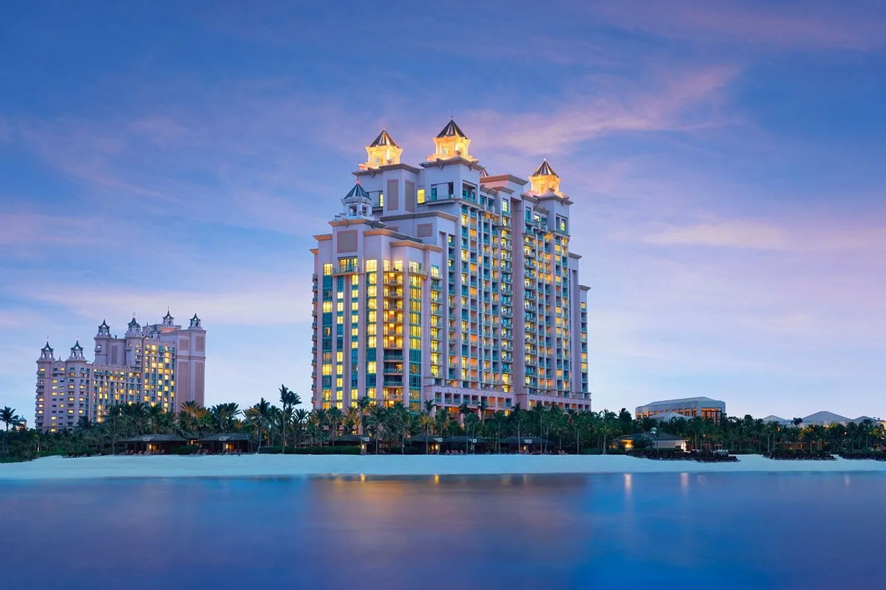 The Cove at Atlantis — rooms and atmosphere