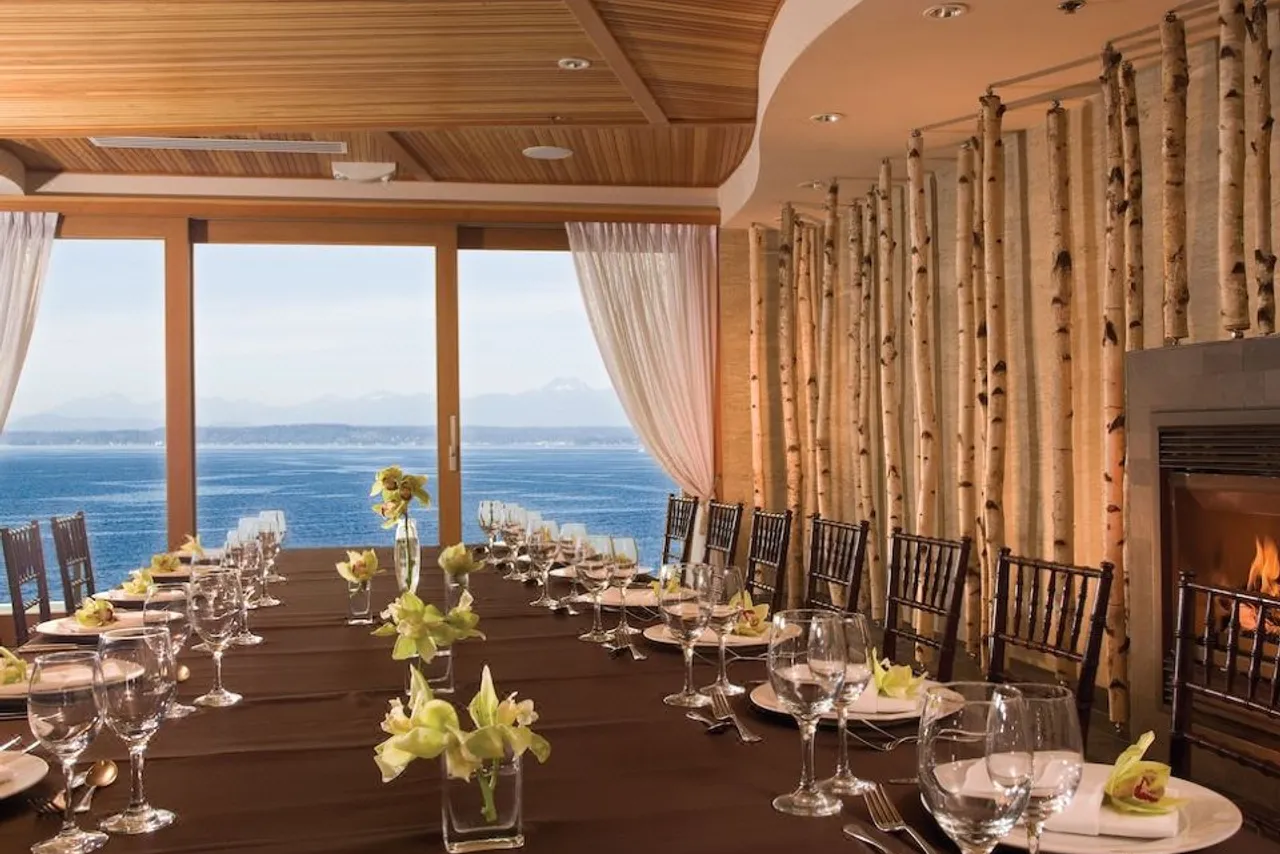 The Edgewater Hotel — rooms and atmosphere