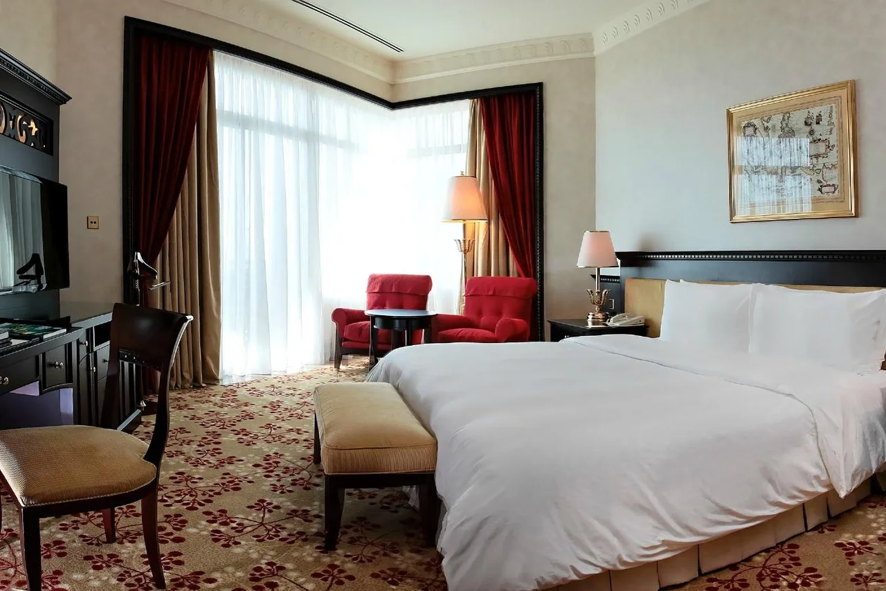 The Empire Brunei — ภาพห้องพักและบรรยากาศ