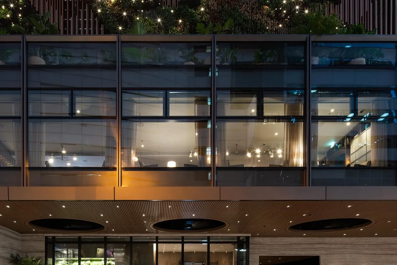 The Hari Hong Kong — rooms and atmosphere