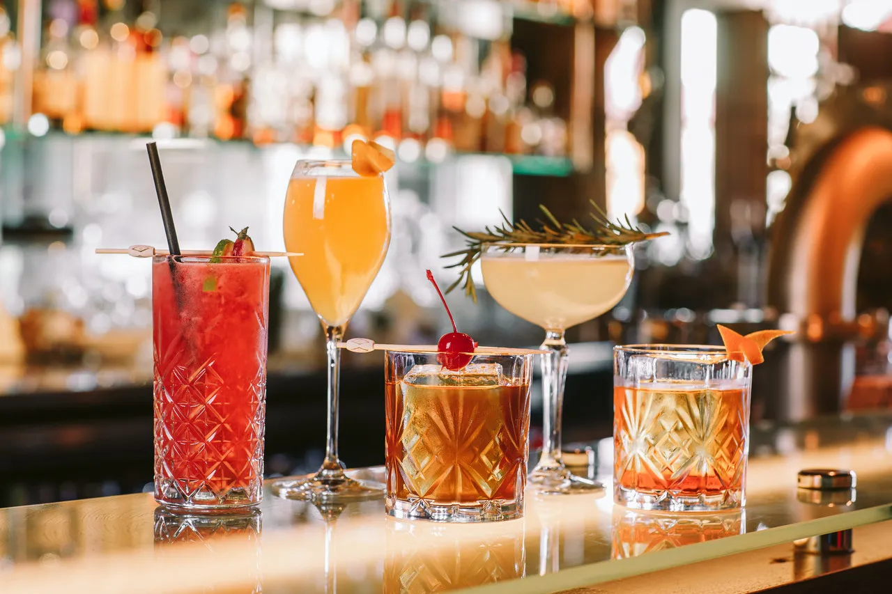 The Henry Jones Art Hotel — rooms and atmosphere