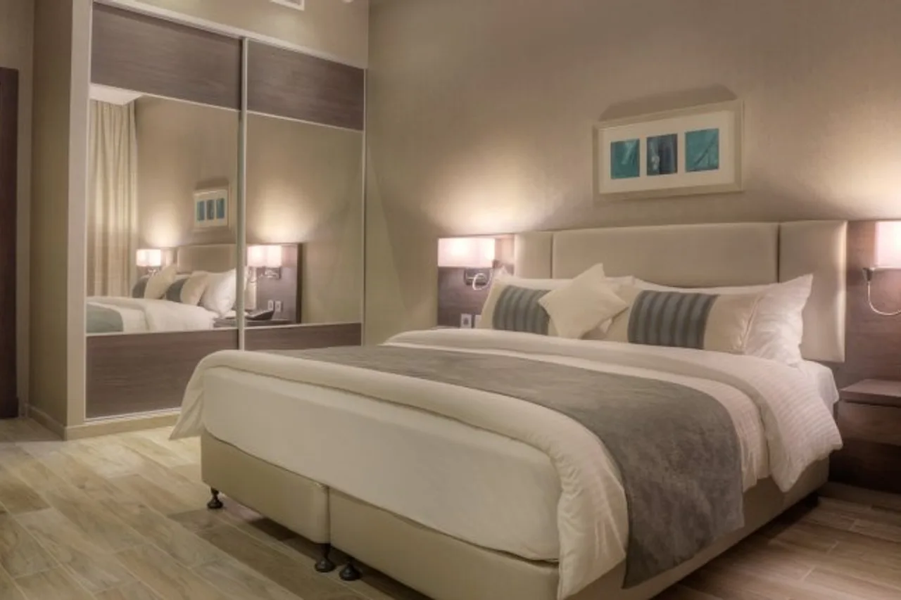 The House Boutique Suites — rooms and atmosphere