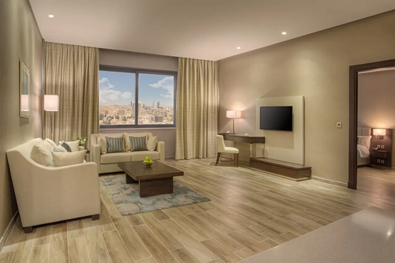 The House Boutique Suites — rooms and atmosphere