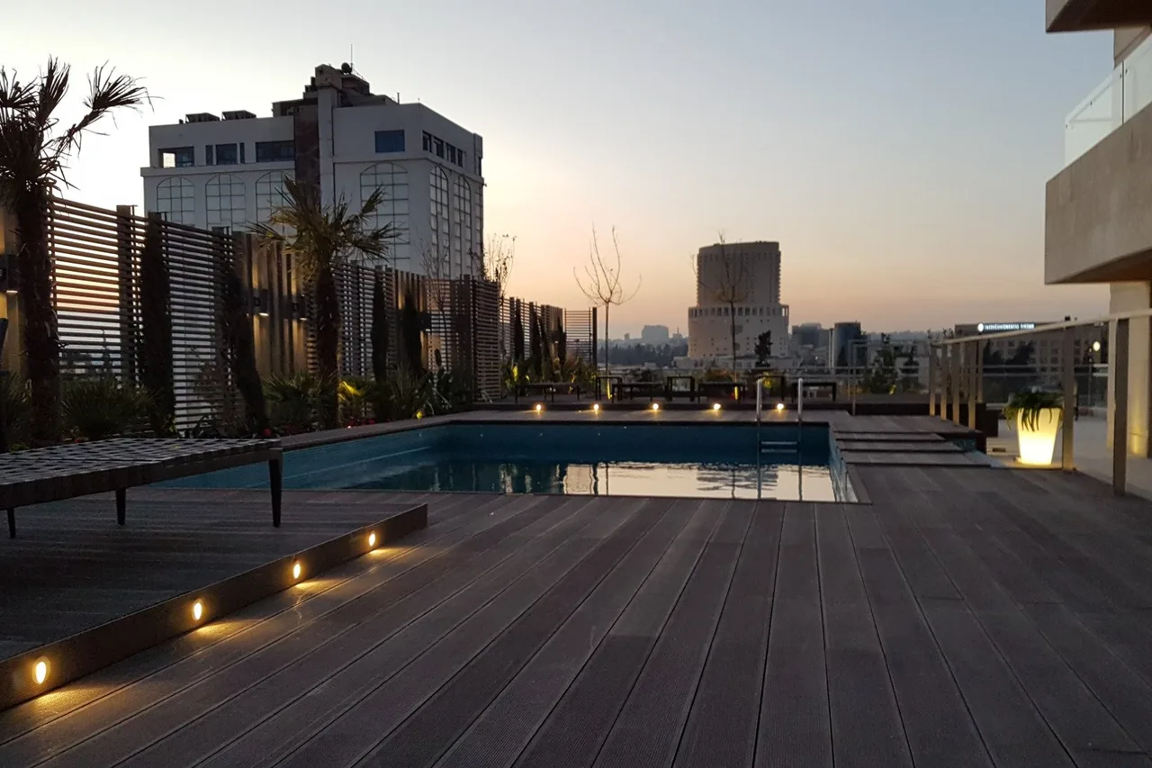 The House Boutique Suites — rooms and atmosphere