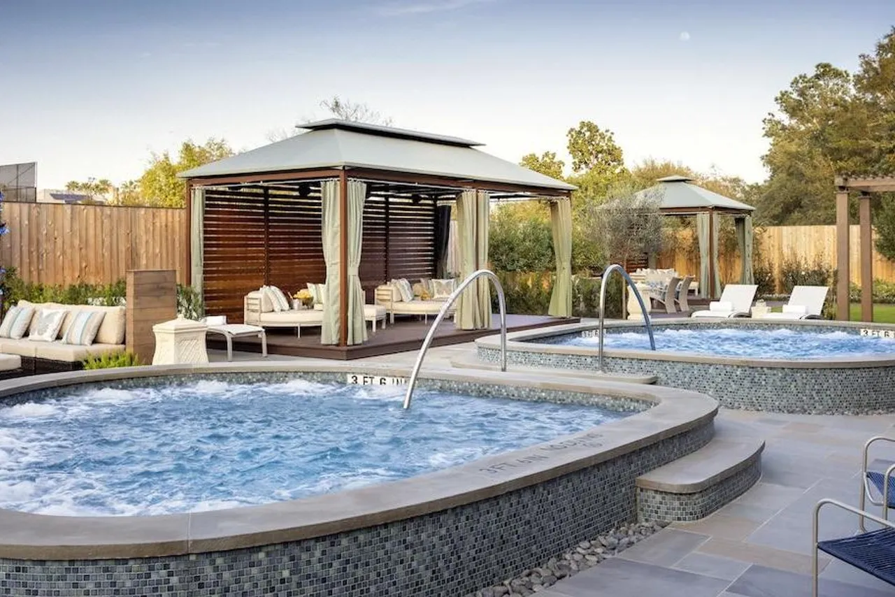 The Houstonian Hotel, Club & Spa — rooms and atmosphere