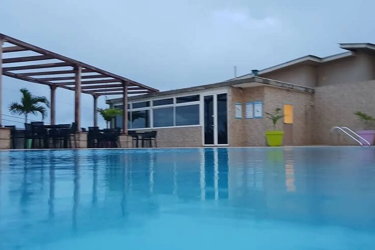The Hub Hotel — rooms and atmosphere