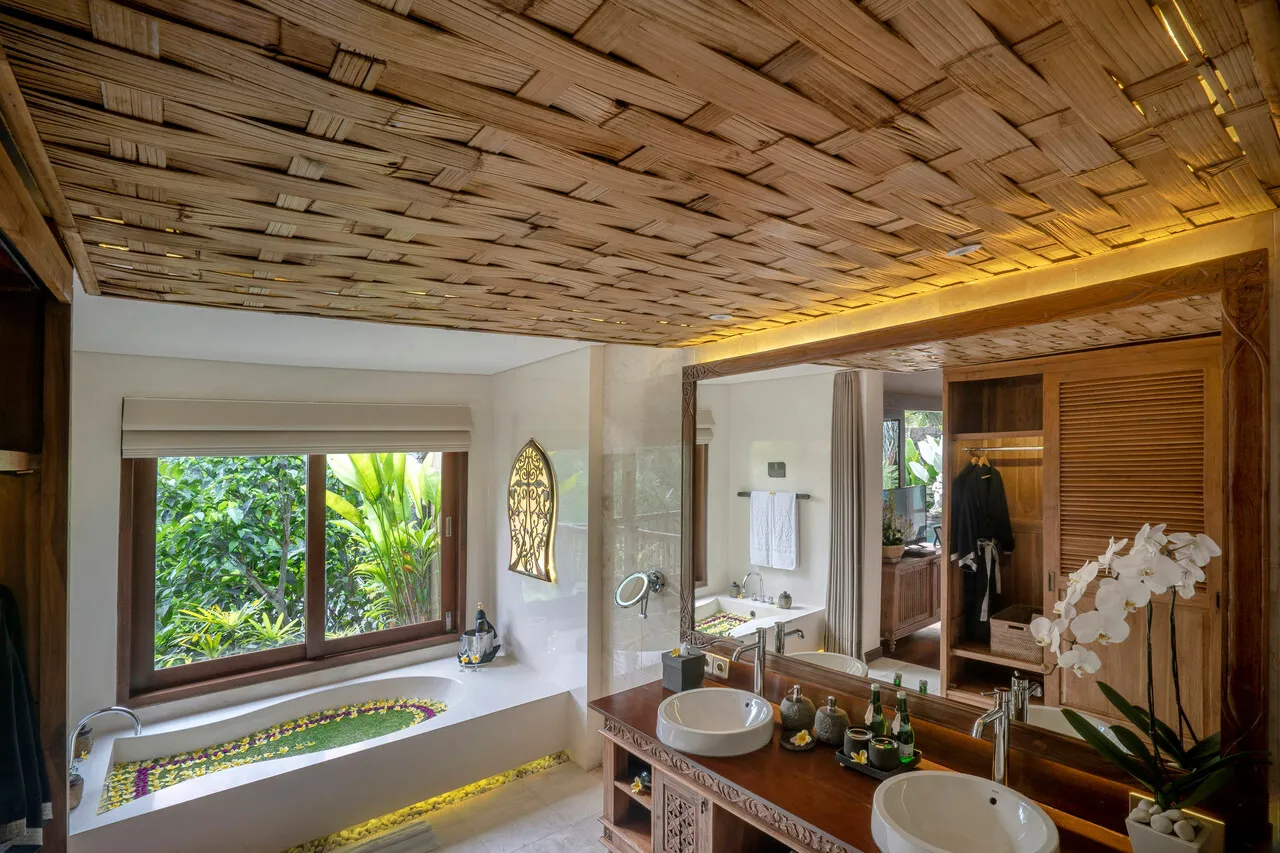 The Kayon Jungle Resort — ภาพห้องพักและบรรยากาศ