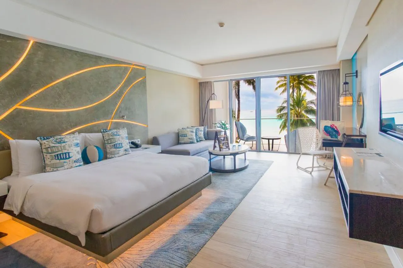The Lind Boracay — rooms and atmosphere