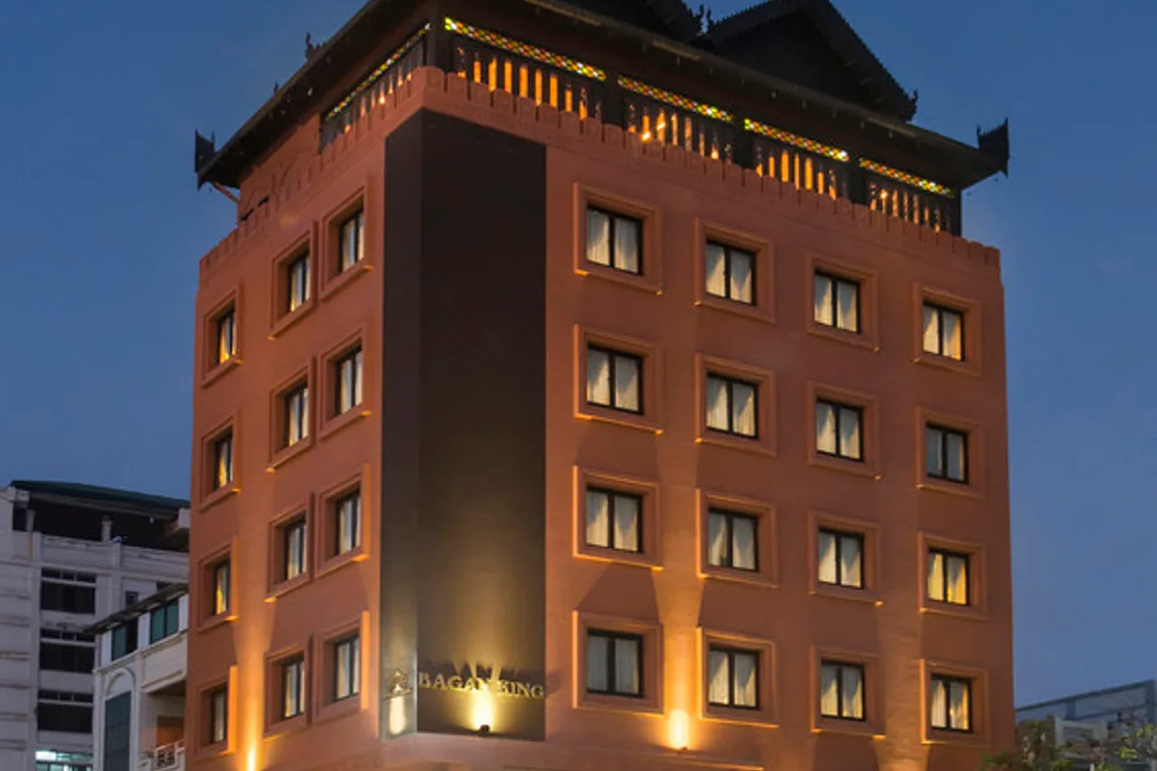 The Link 83 Mandalay Boutique Hotel — rooms and atmosphere