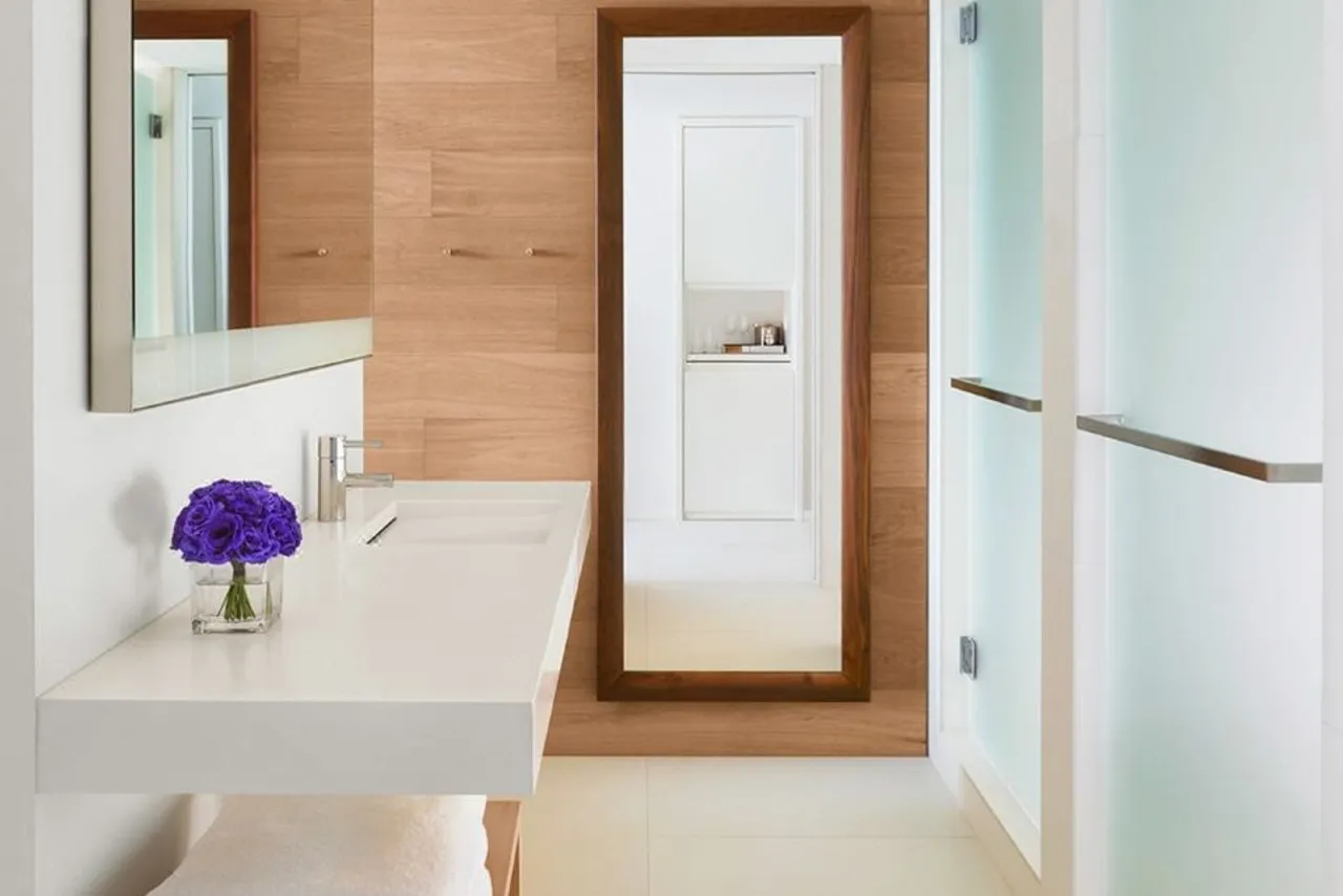 The Miami Beach EDITION — rooms and atmosphere