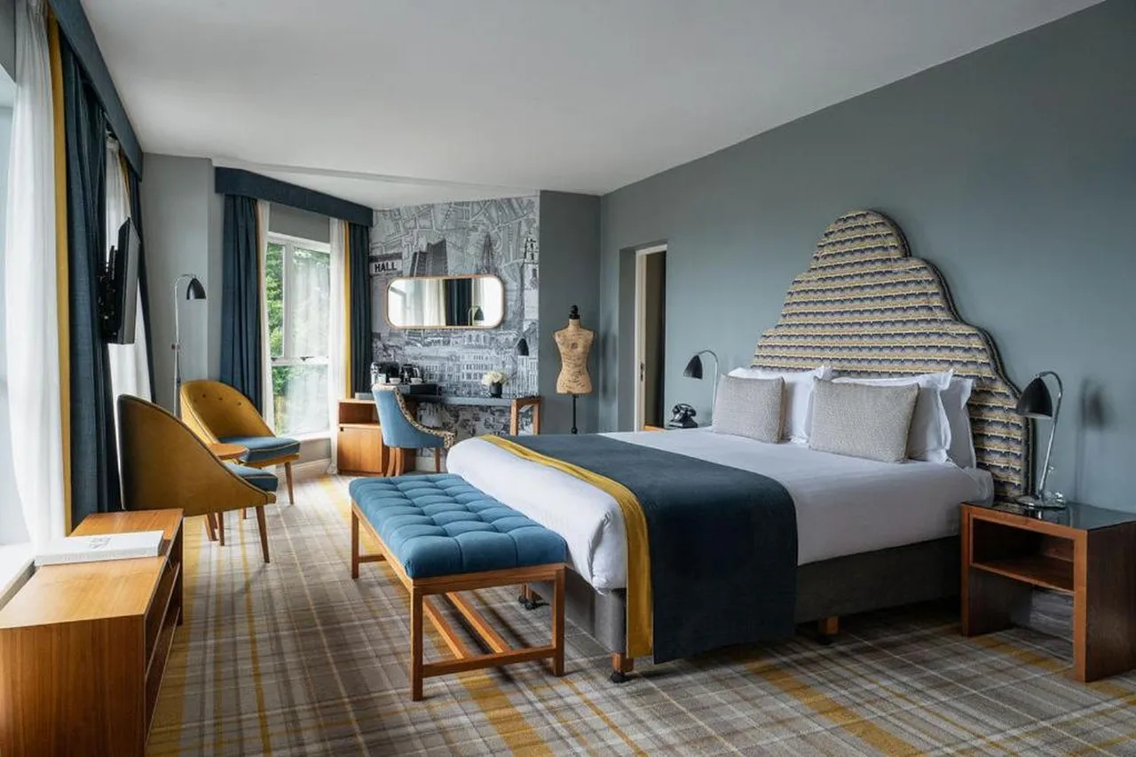 The Montenotte Hotel — ภาพห้องพักและบรรยากาศ