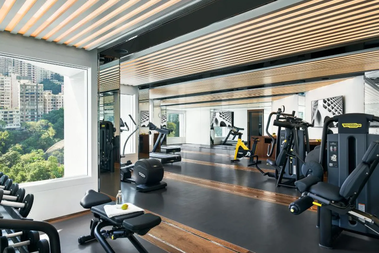 The Murray, Hong Kong, a Niccolo Hotel — rooms and atmosphere