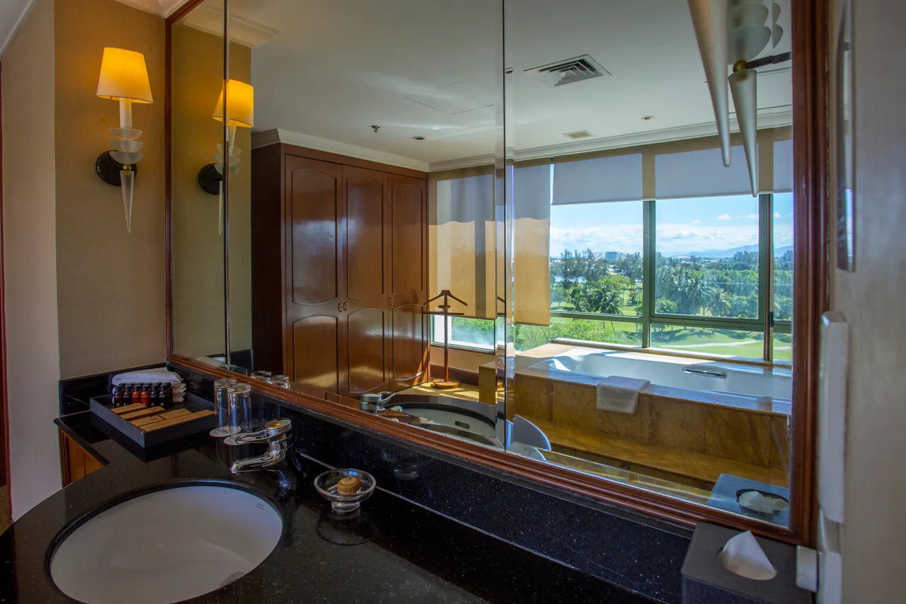 The Pacific Sutera Hotel — rooms and atmosphere