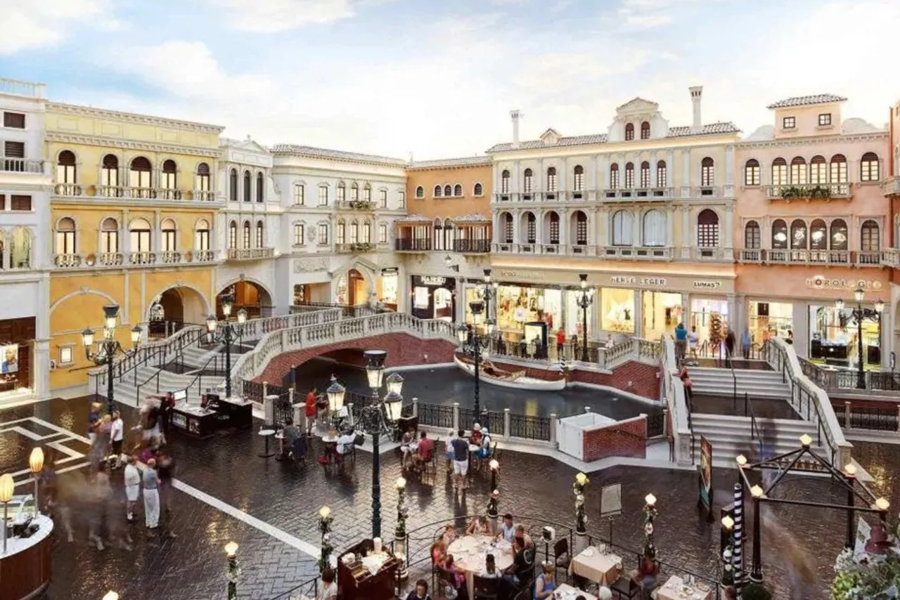 The Palazzo at The Venetian — rooms and atmosphere