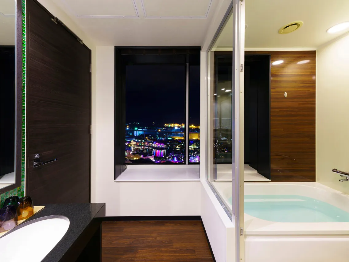 The Park Front Hotel at Universal Studios Japan — rooms and atmosphere