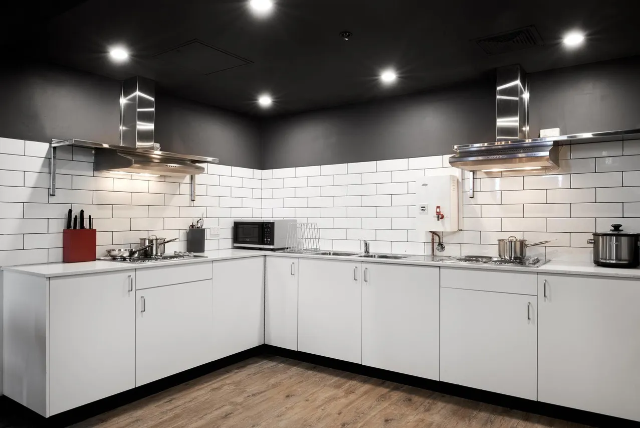 The Pod Sydney — rooms and atmosphere