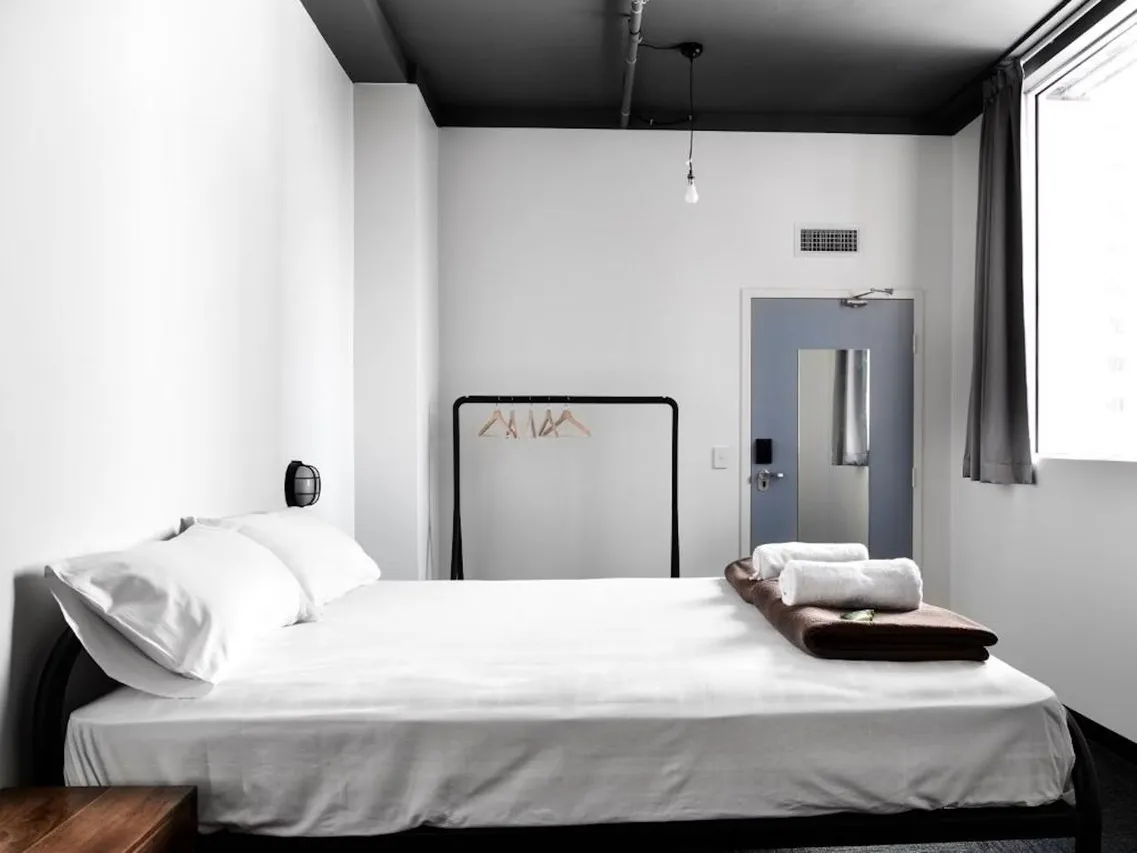 The Pod Sydney — rooms and atmosphere