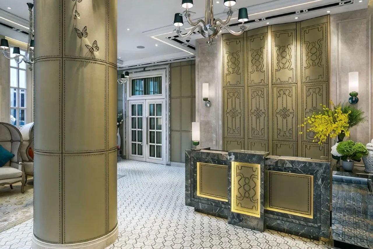 The Pottinger Hong Kong — rooms and atmosphere