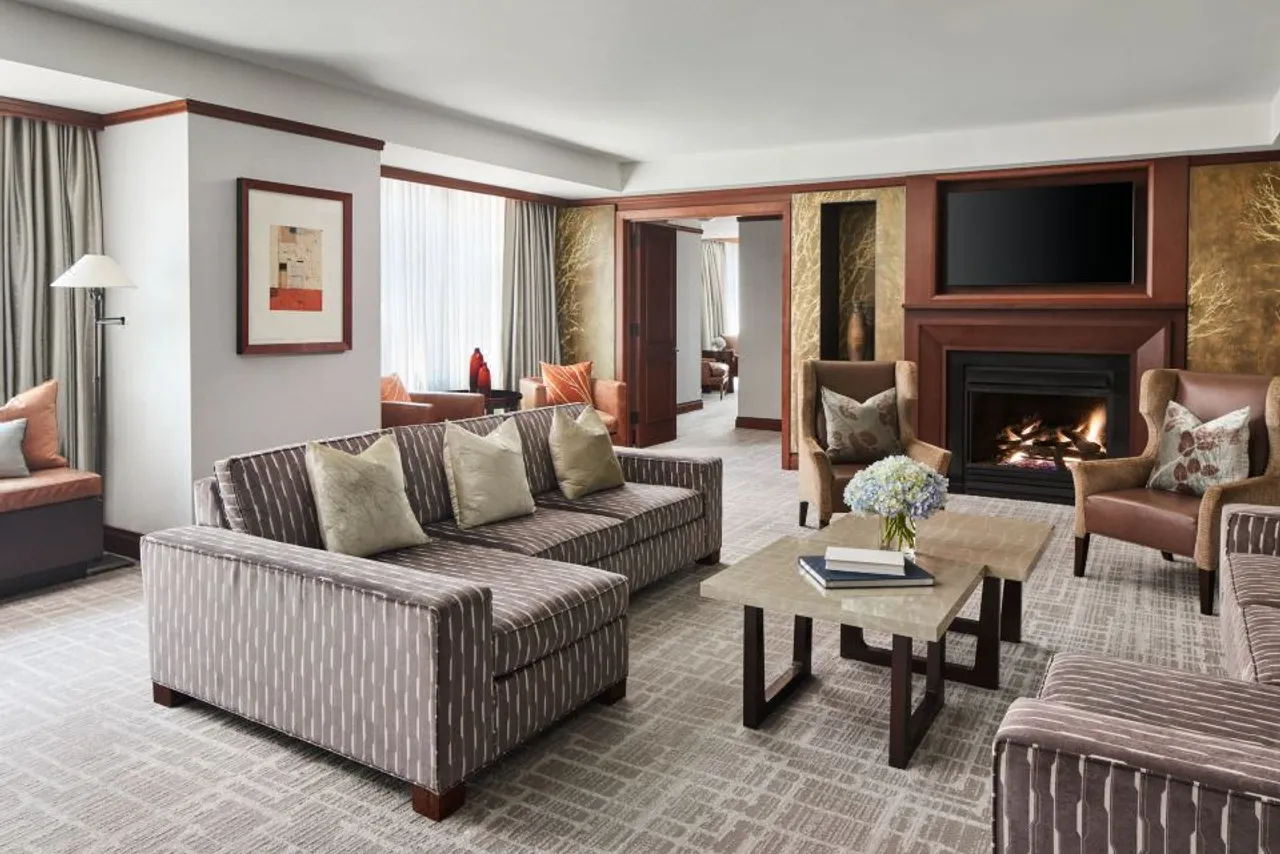 The Ritz-Carlton Georgetown, Washington, D.C. — rooms and atmosphere