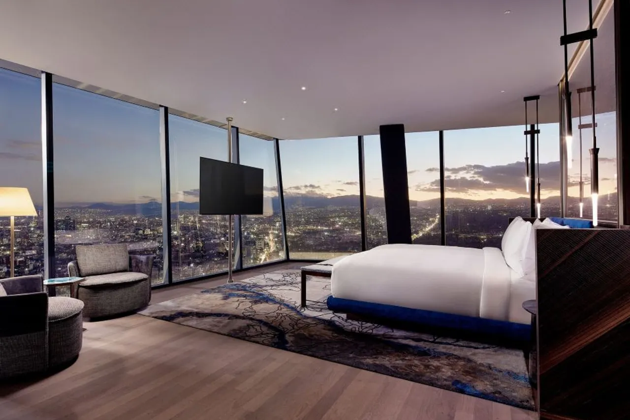 The Ritz-Carlton, Mexico City — rooms and atmosphere