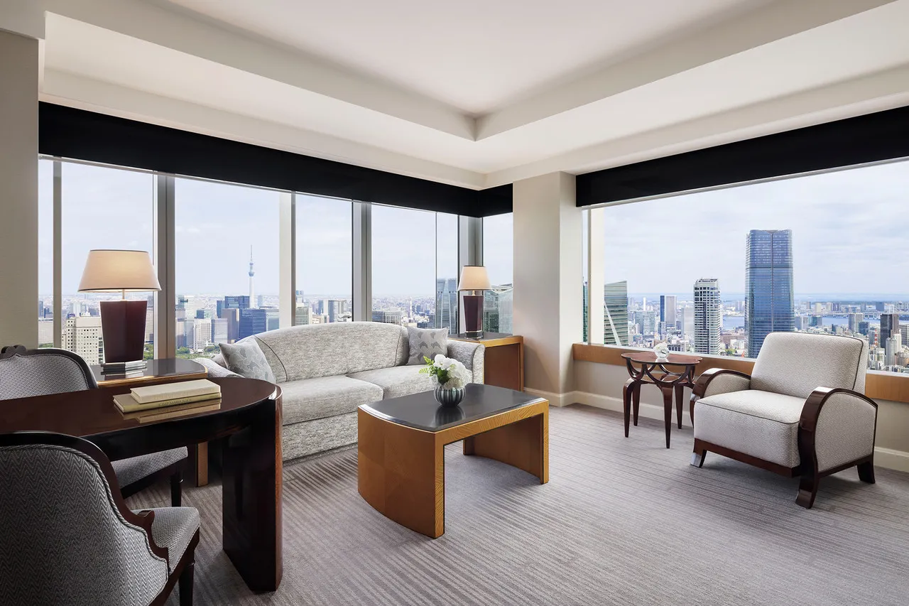 The Ritz-Carlton, Tokyo — rooms and atmosphere