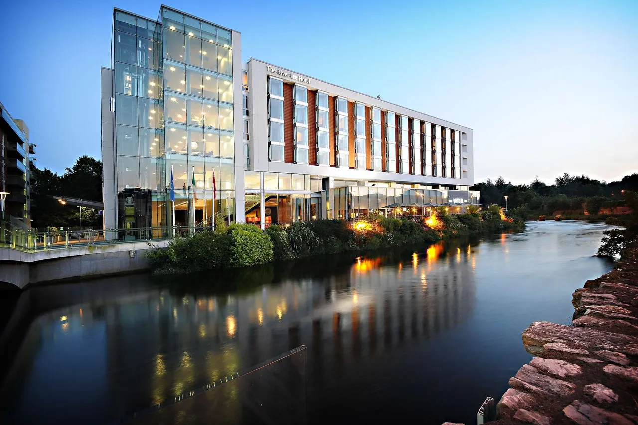 The River Lee Hotel — กอร์ก