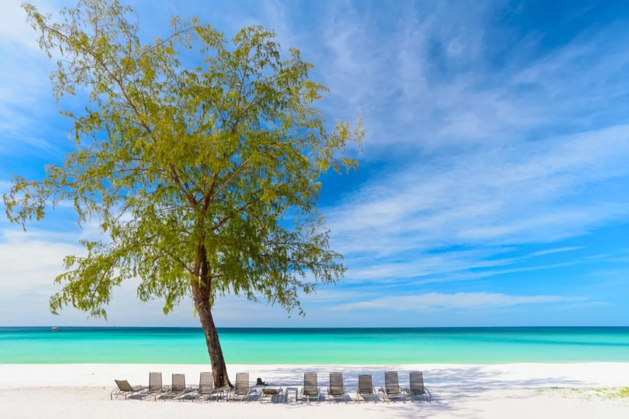 The Royal Sands Koh Rong — rooms and atmosphere