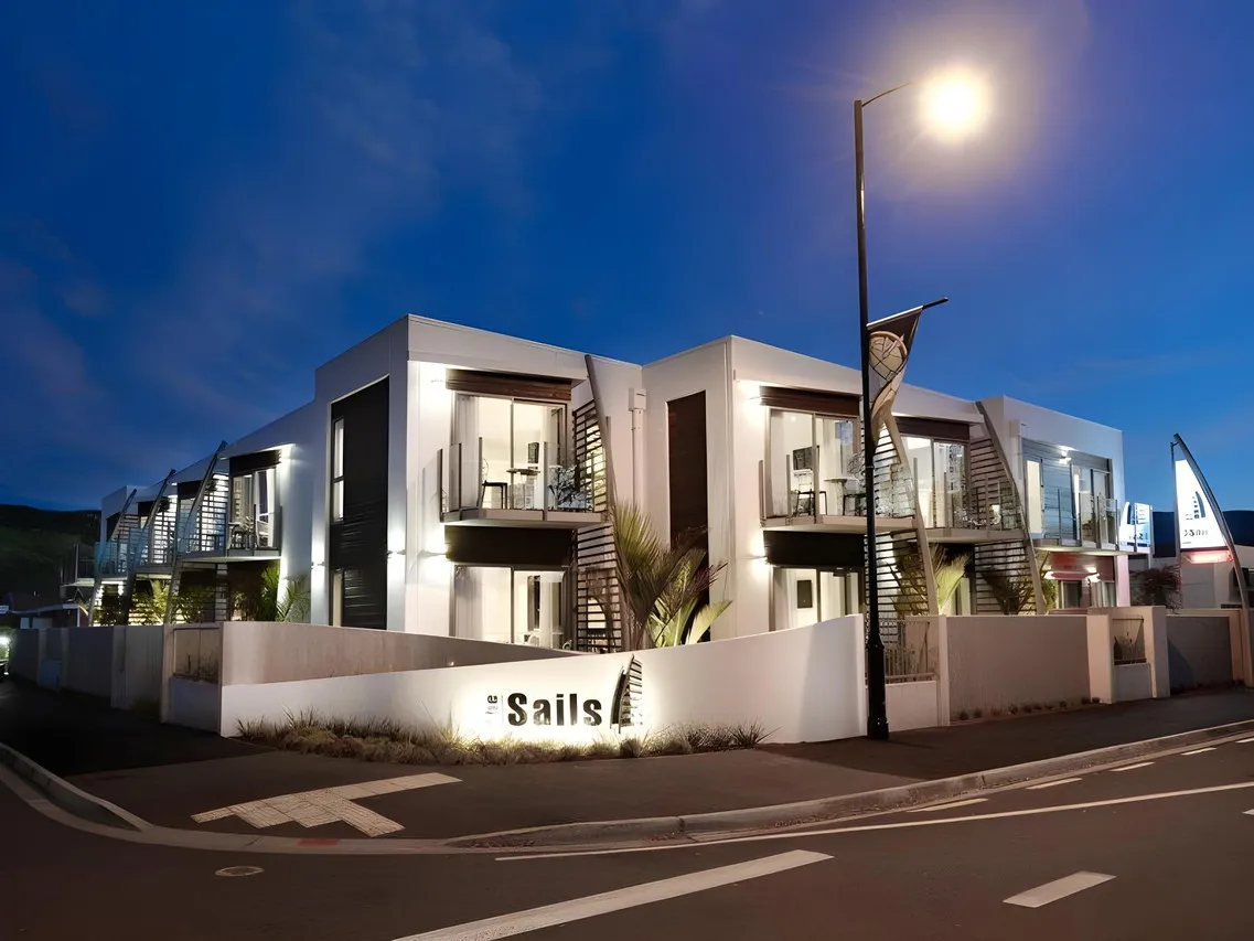 The Sails Nelson — ภาพห้องพักและบรรยากาศ