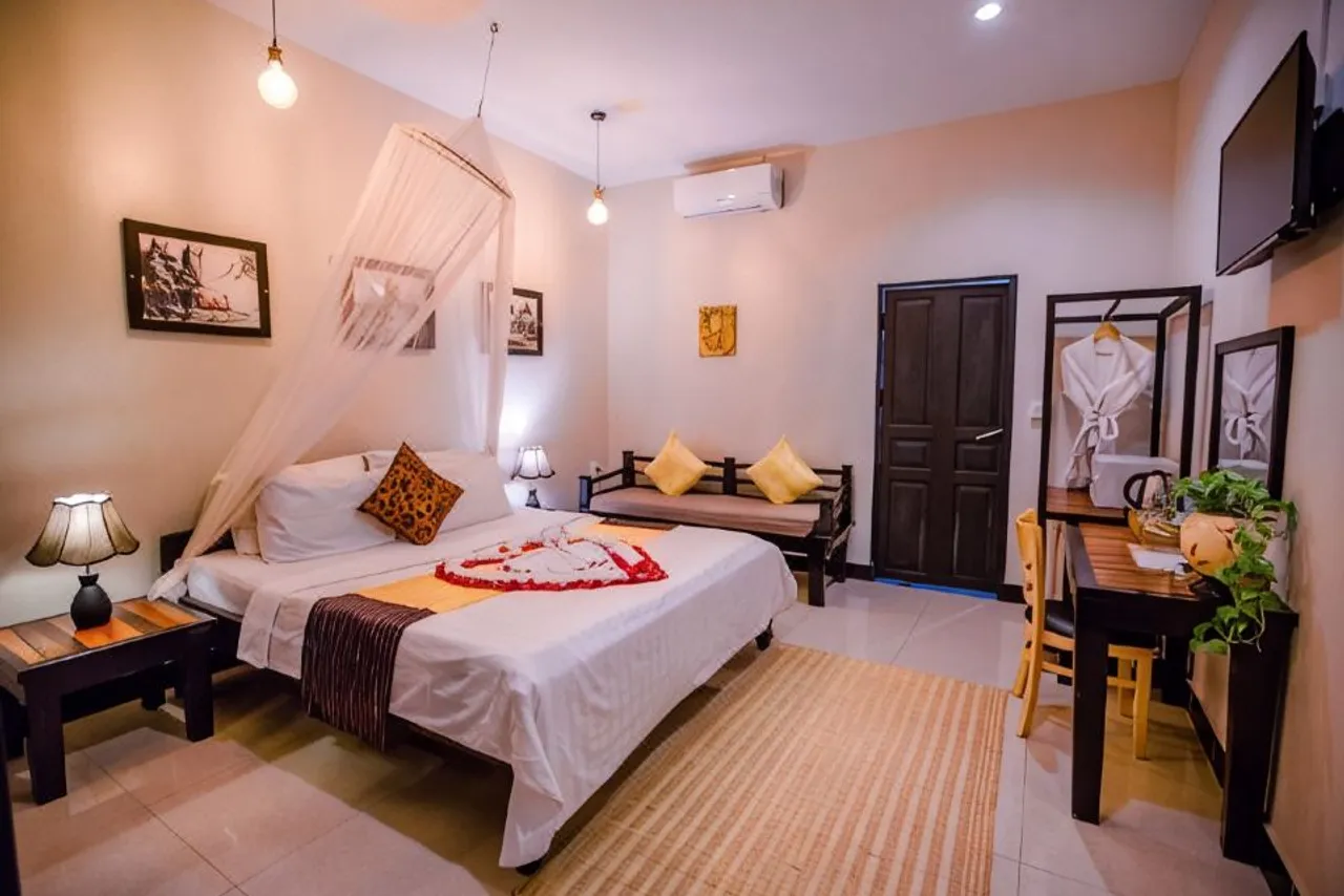 The Sanctuary Villa Battambang — rooms and atmosphere