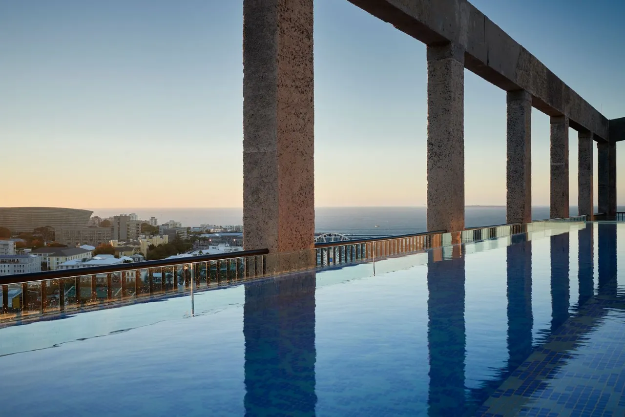 The Silo Hotel — ภาพห้องพักและบรรยากาศ
